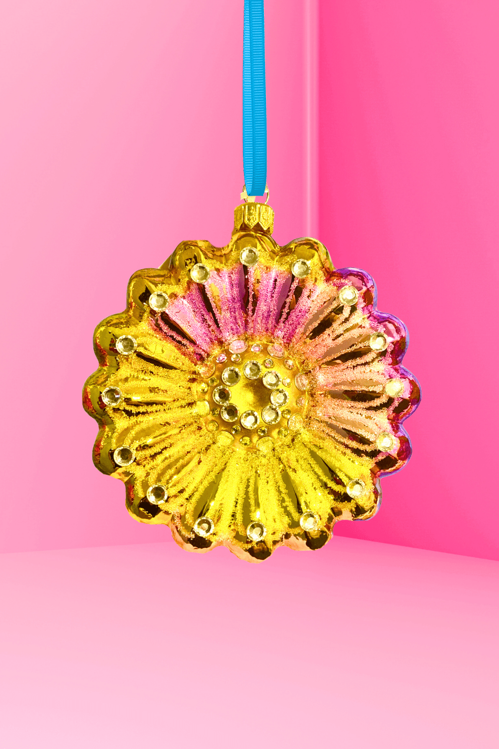 Pink + Yellow Daisy Polish Glass Ornament - Che Cose Belle