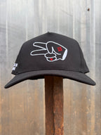 PL Series 5 Panel Curved Bill Snapback Hat - SOLID BLACK - WHITE LOGO w/ Bold Style - Che Cose Belle