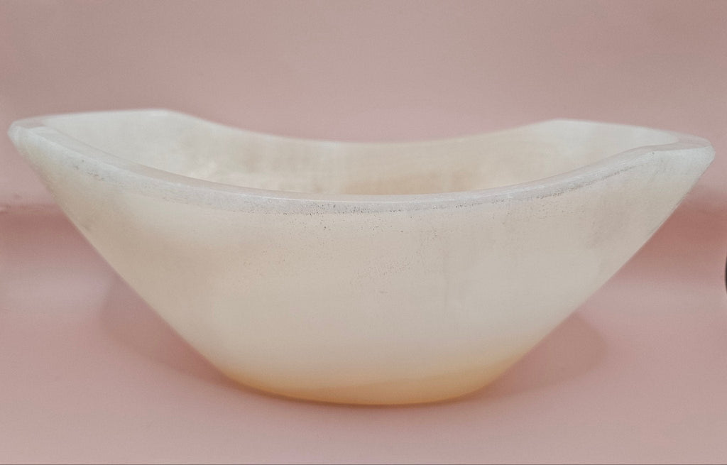 Polished White Onyx Bowl – Small Hand-Carved Decorative Vessel – 9.75" - Che Cose Belle