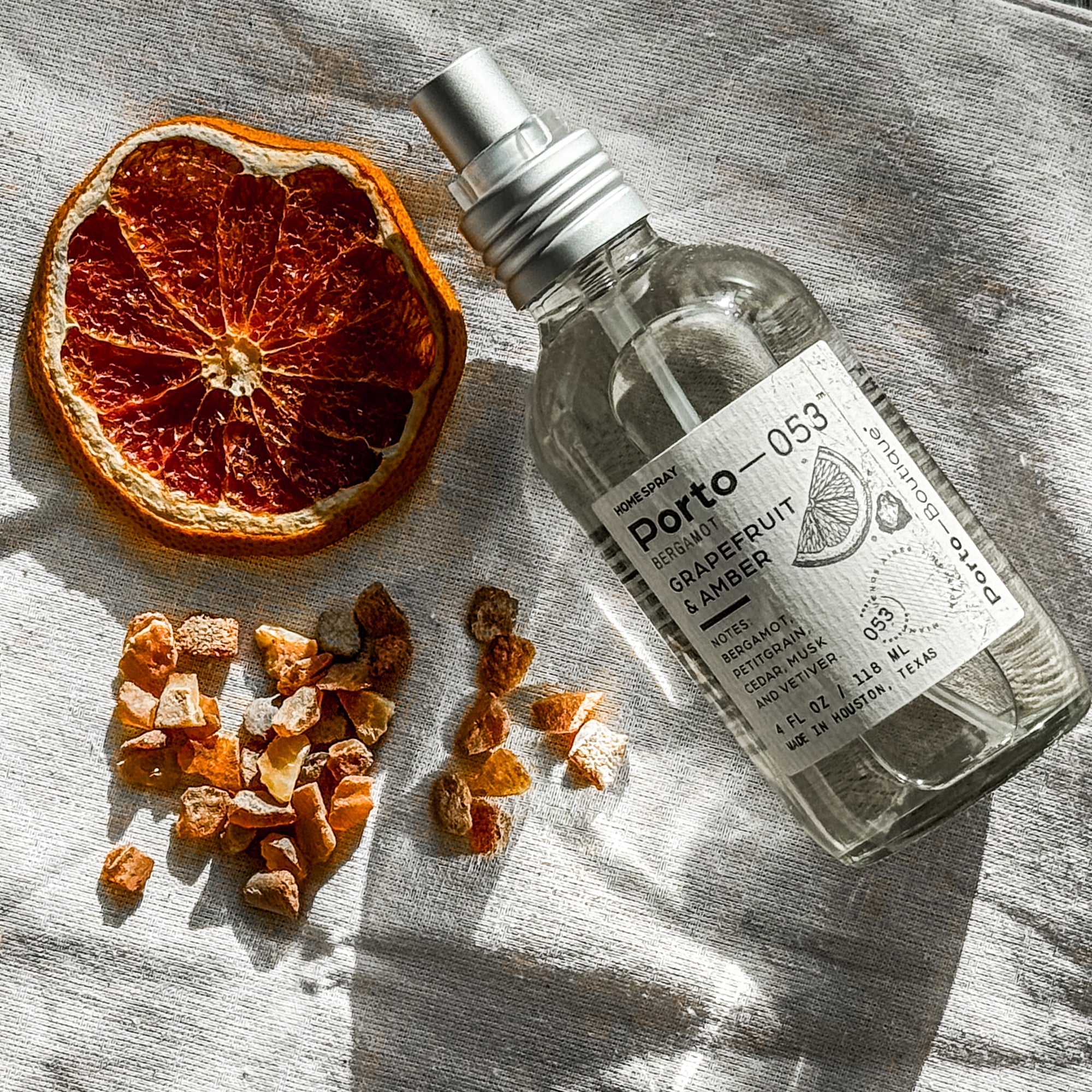 Porto - 053 Room Spray — Premium Home Fragrance, Linen & Fabric Freshener | 4 oz - Che Cose Belle