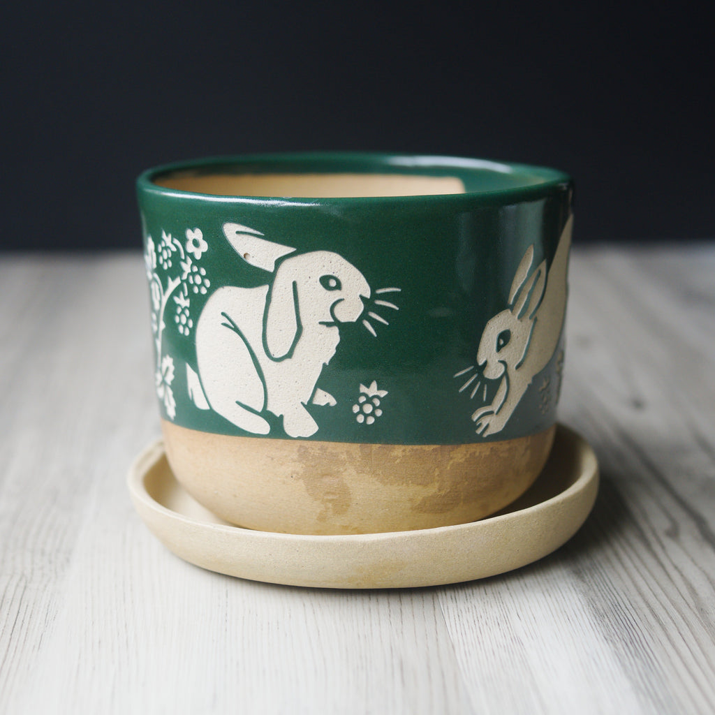 Rabbits Plant Pot, Farmhouse Style Planter with drainage + saucer