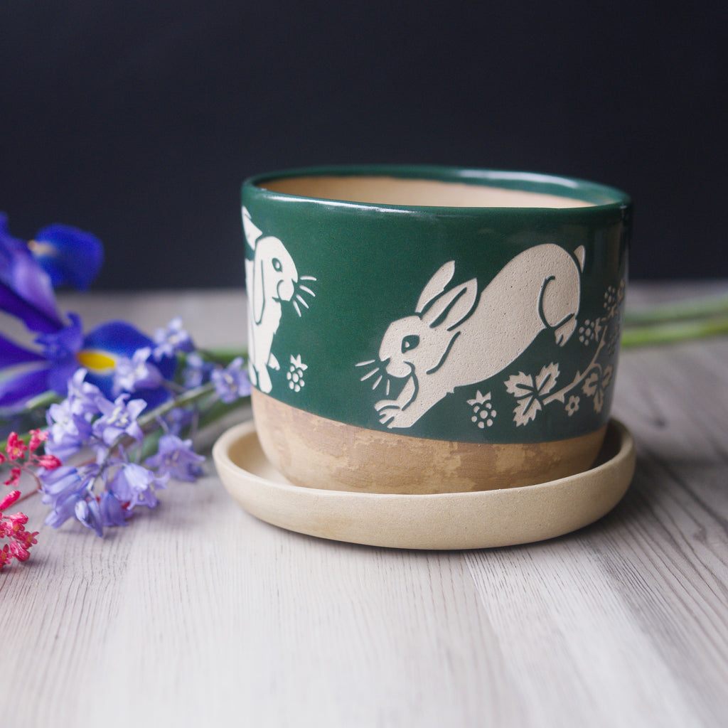 Rabbits Plant Pot, Farmhouse Style Planter with drainage + saucer