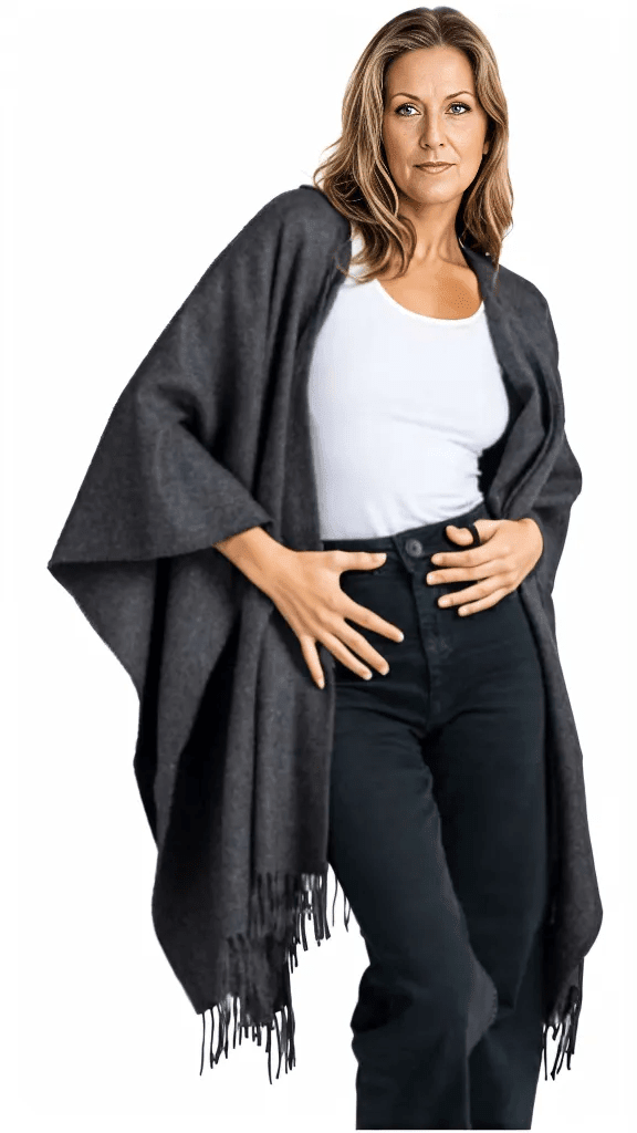Premium Classic Solid Alpaca Poncho - Che Cose Belle