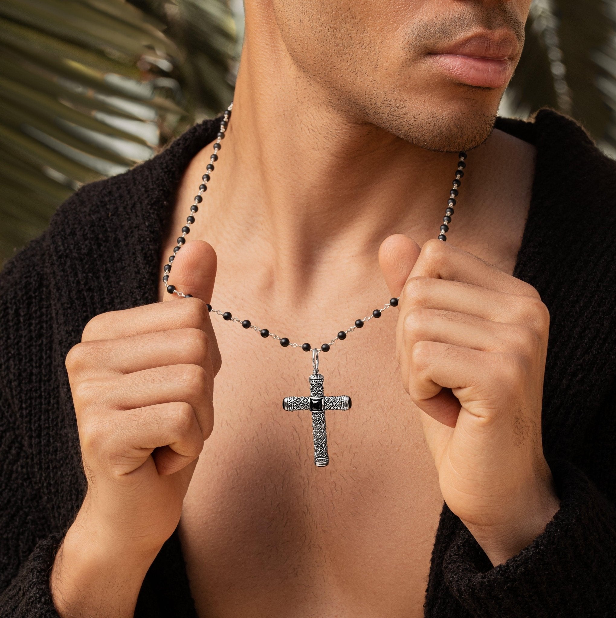 Profound Belief - Silver Matte Onyx Cross Charm Necklace - Che Cose Belle