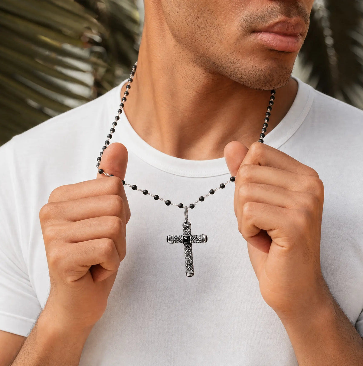 Profound Belief - Silver Matte Onyx Cross Charm Necklace - Che Cose Belle