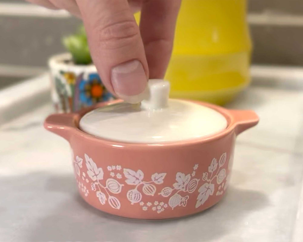 Pyrex - Inspired Gooseberry Casserole Ceramic Trinket Box - Che Cose Belle