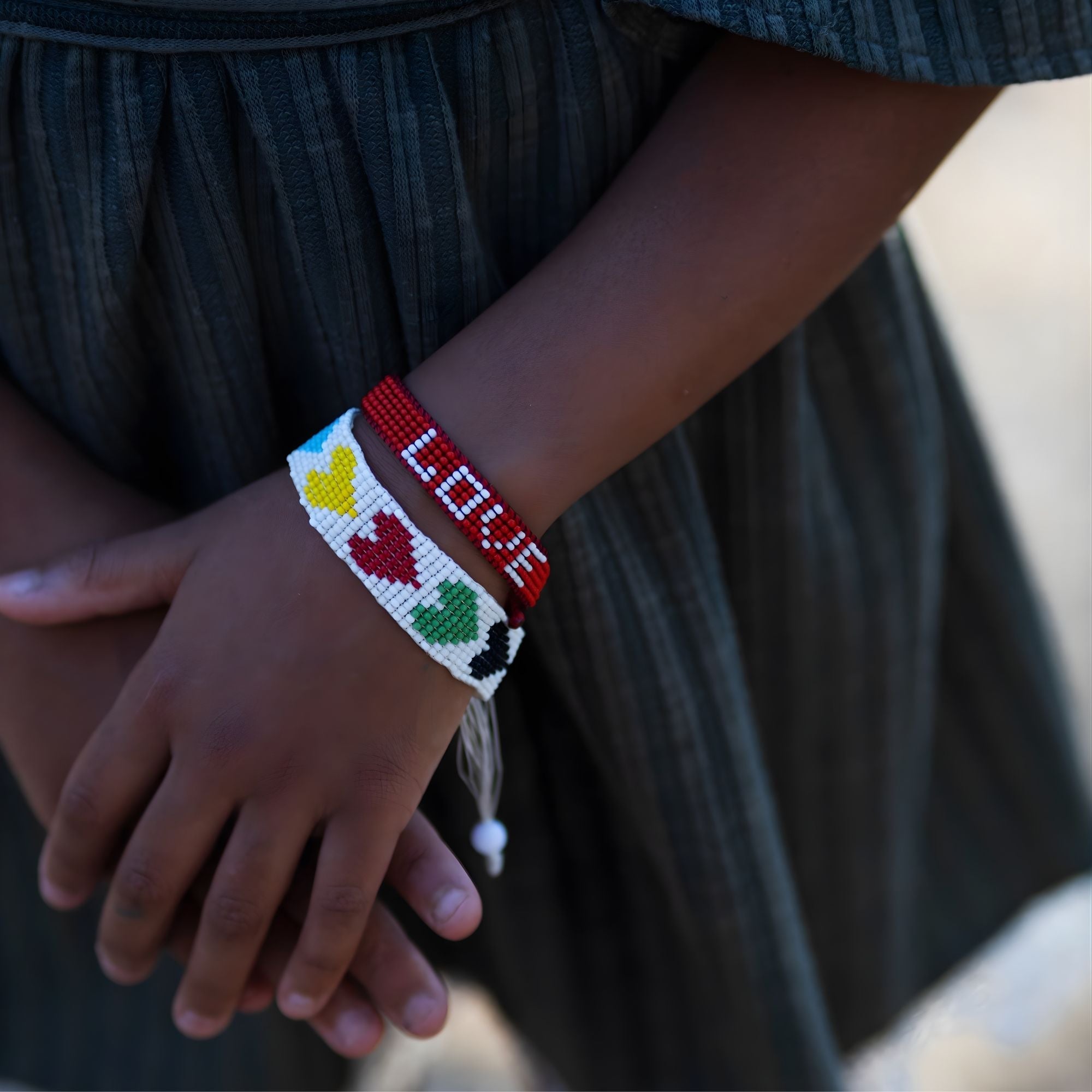 Radiant Love Hand Beaded Friendship Bracelet - Che Cose Belle