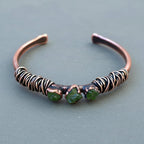 Raw Peridot Cuff - Copper Jewelry Handcrafted For Growth And Renewal - Che Cose Belle