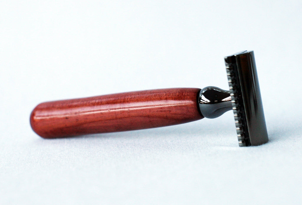 Red Cedar Wood Double Edge Razor - Che Cose Belle
