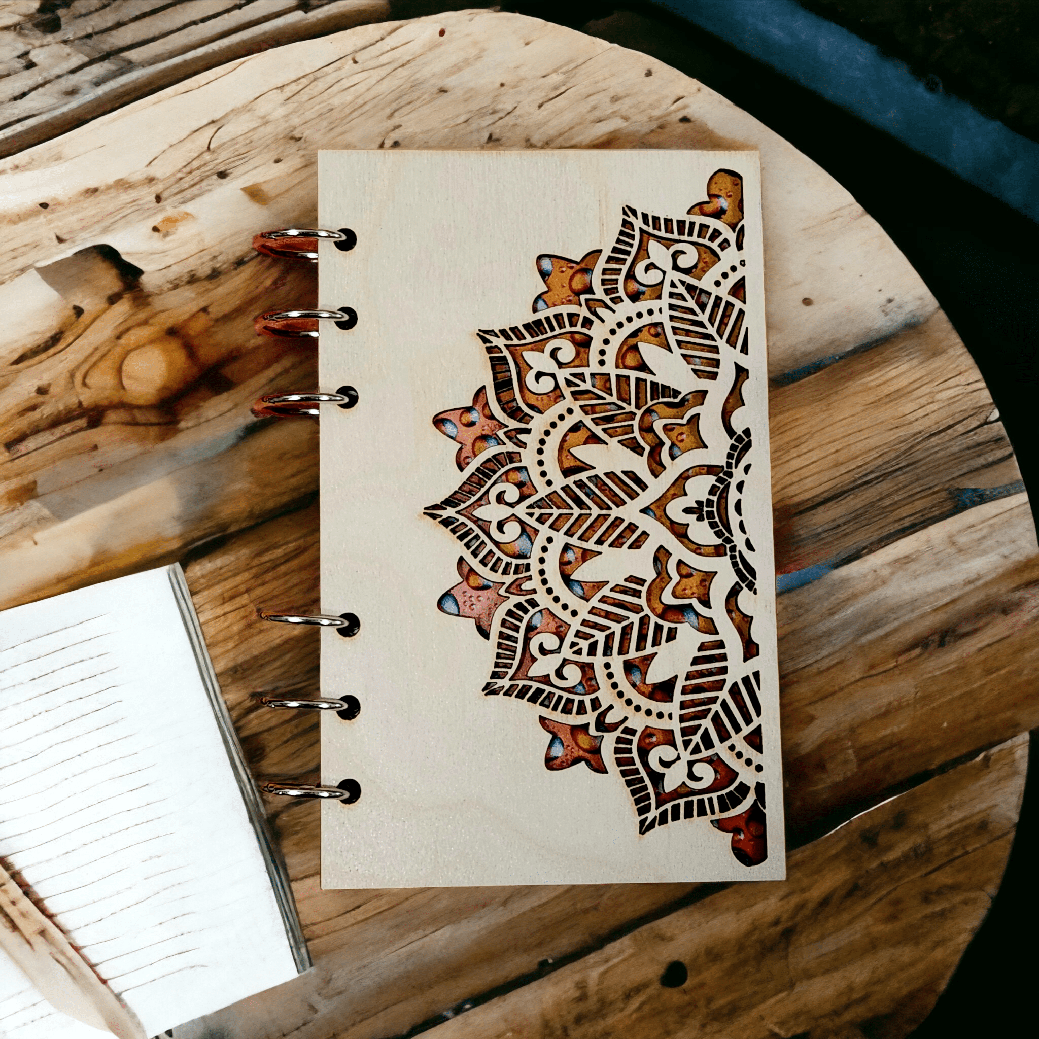 Refillable Wooden Mandala Notebook – Personalized Journal (A6 Paper) - Che Cose Belle