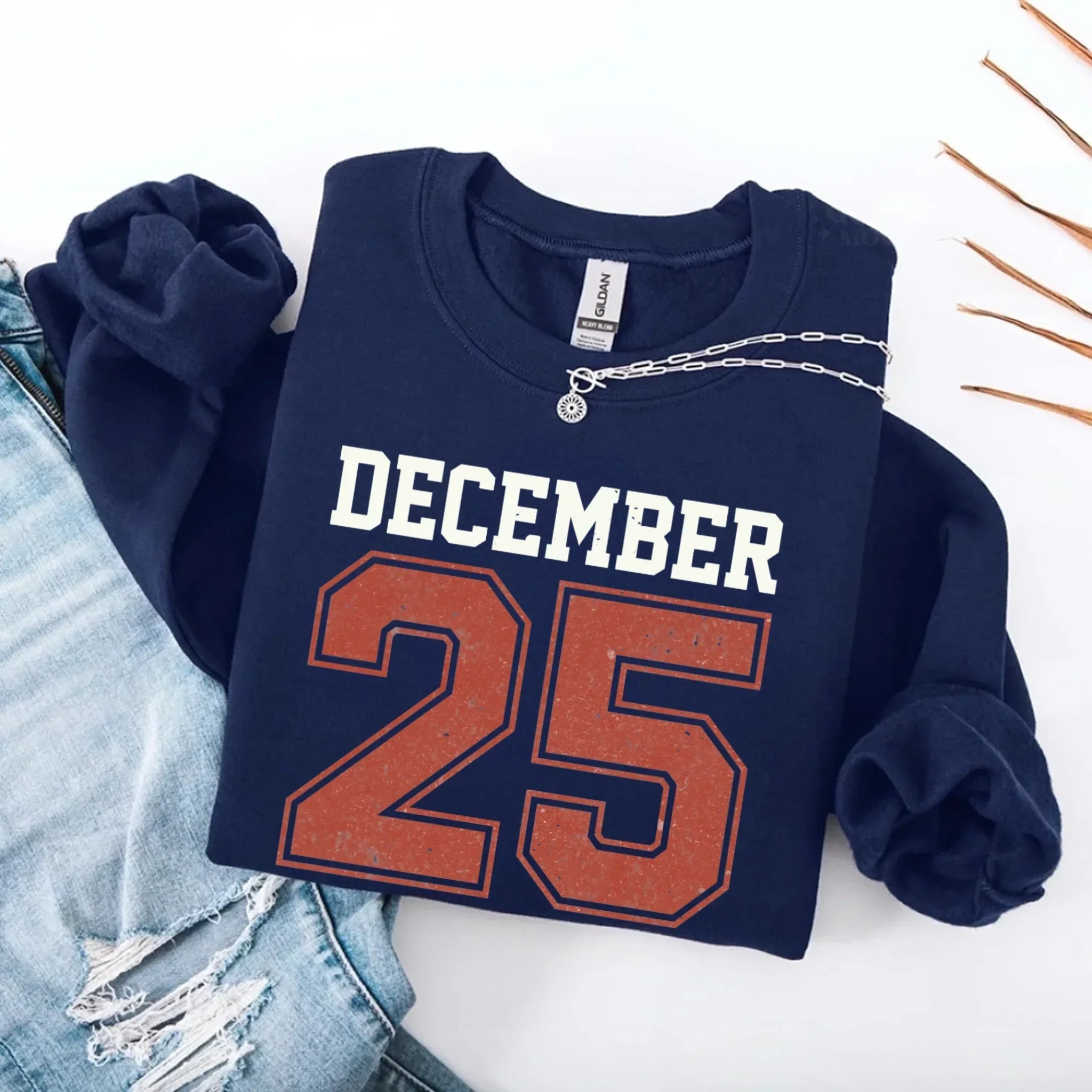 Retro Christmas DECEMBER 25 Sweatshirt Festive Holiday Sweater - Che Cose Belle