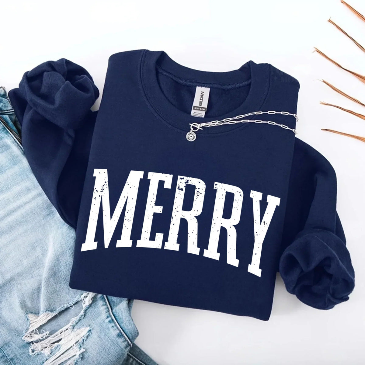 Retro Merry Christmas Sweatshirt Festive Women’s Holiday Sweater - Che Cose Belle