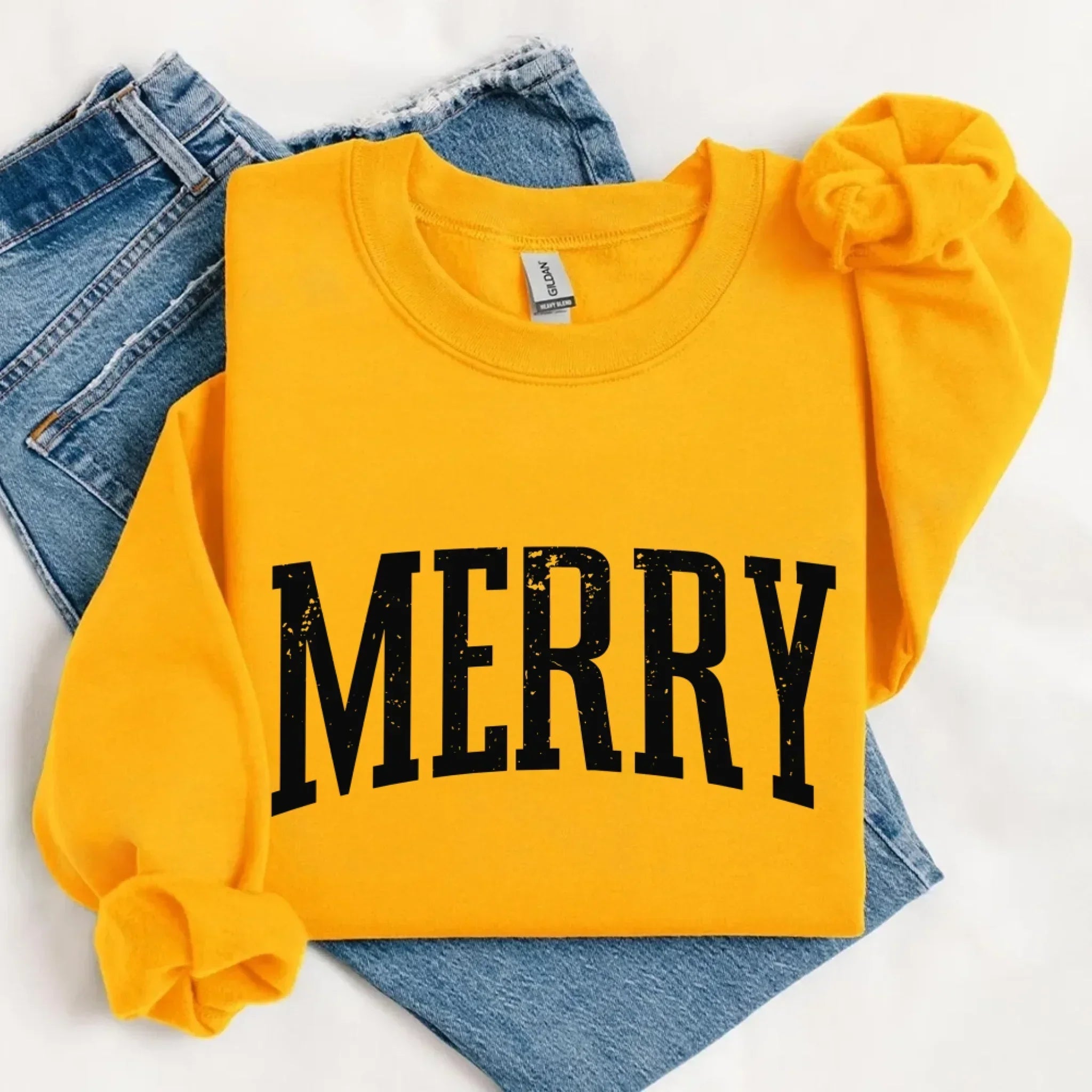 Retro Merry Christmas Sweatshirt Festive Women’s Holiday Sweater - Che Cose Belle
