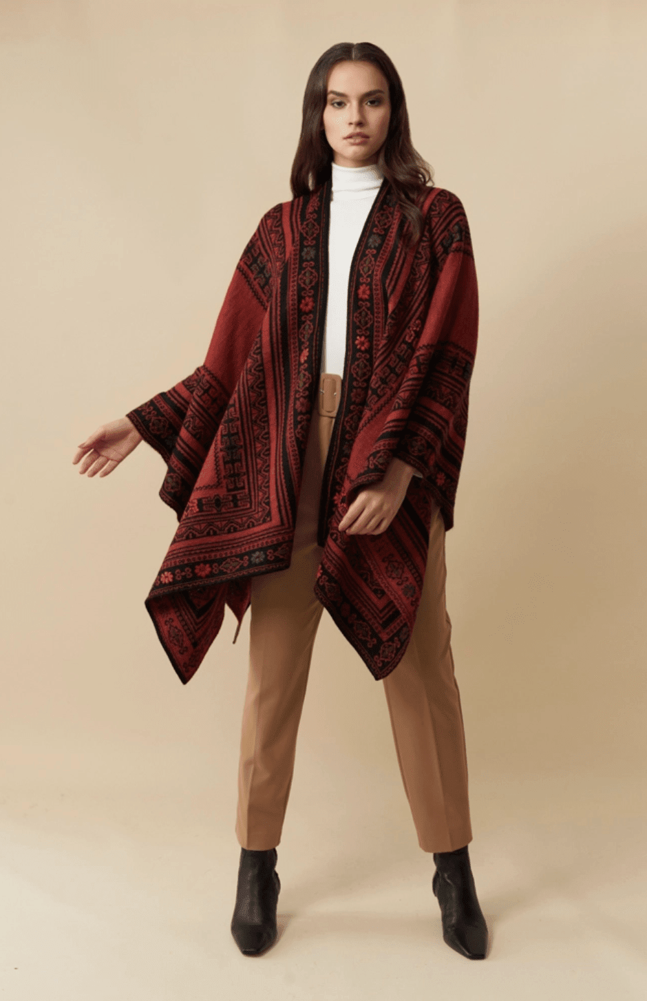 Reversible Alpaca Cape | Hand Embroidery | Shawl - Che Cose Belle
