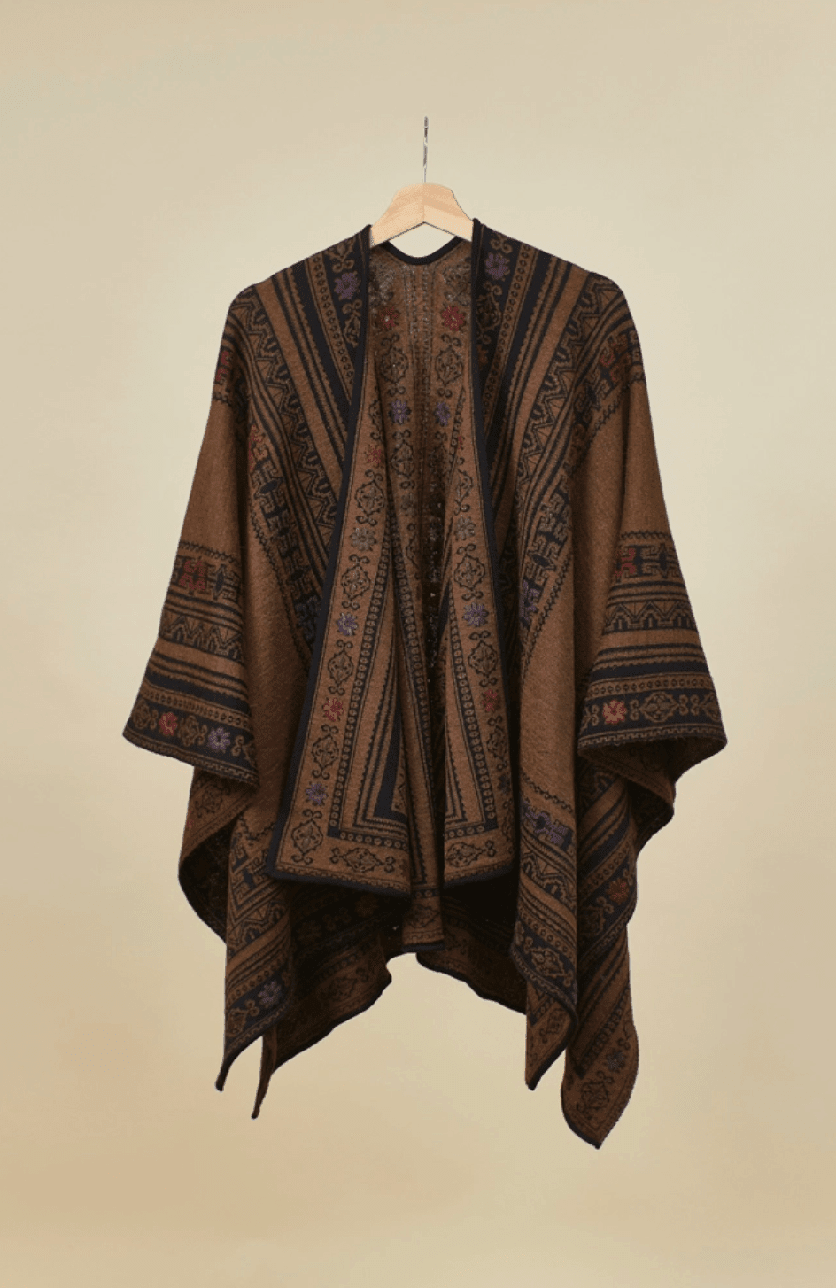 Reversible Alpaca Cape | Hand Embroidery | Shawl - Che Cose Belle