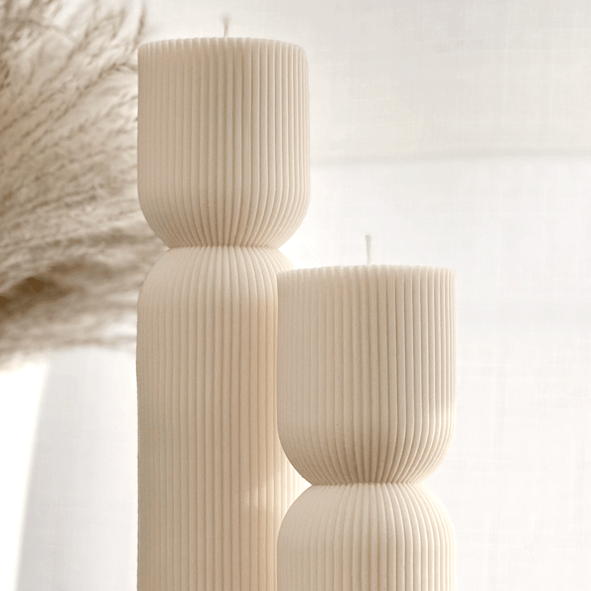 Ribbed Hourglass Pillar Candle - Che Cose Belle