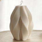 Ribbed Swirl Candle: Cream - Che Cose Belle