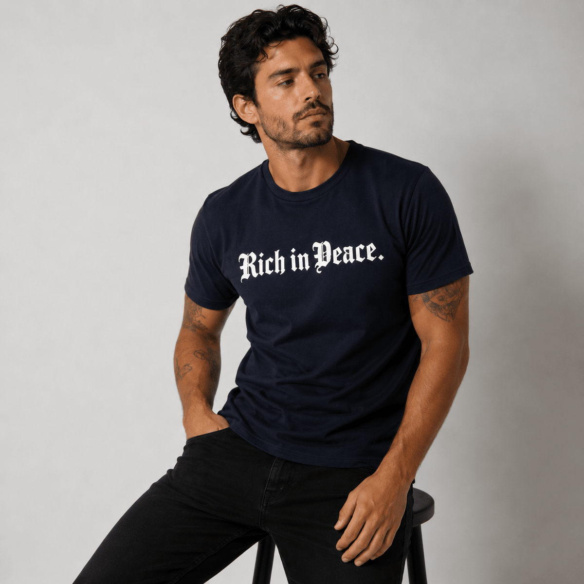 Rich in Peace (Navy) - Che Cose Belle