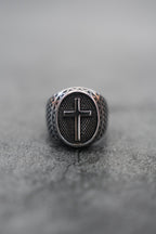 Risen Savior Ring- Silver - Che Cose Belle