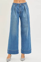 RISEN Slouchy Wide Leg Jeans With Pleats - Che Cose Belle