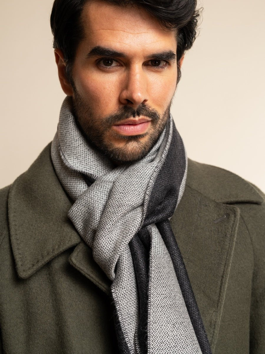 Romeo (blue/grey) - Italian warm and soft scarf made from 100% wool - Che Cose Belle