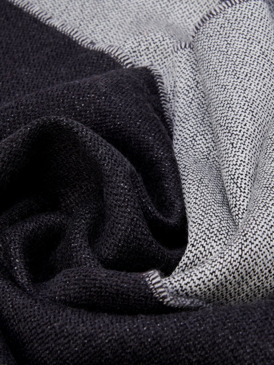 Romeo (blue/grey) - Italian warm and soft scarf made from 100% wool - Che Cose Belle