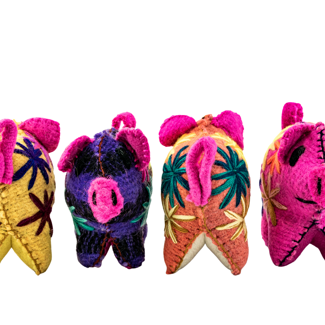 Rosie the Pig: Repurposed Wool Boho Decor - Mexico - Che Cose Belle