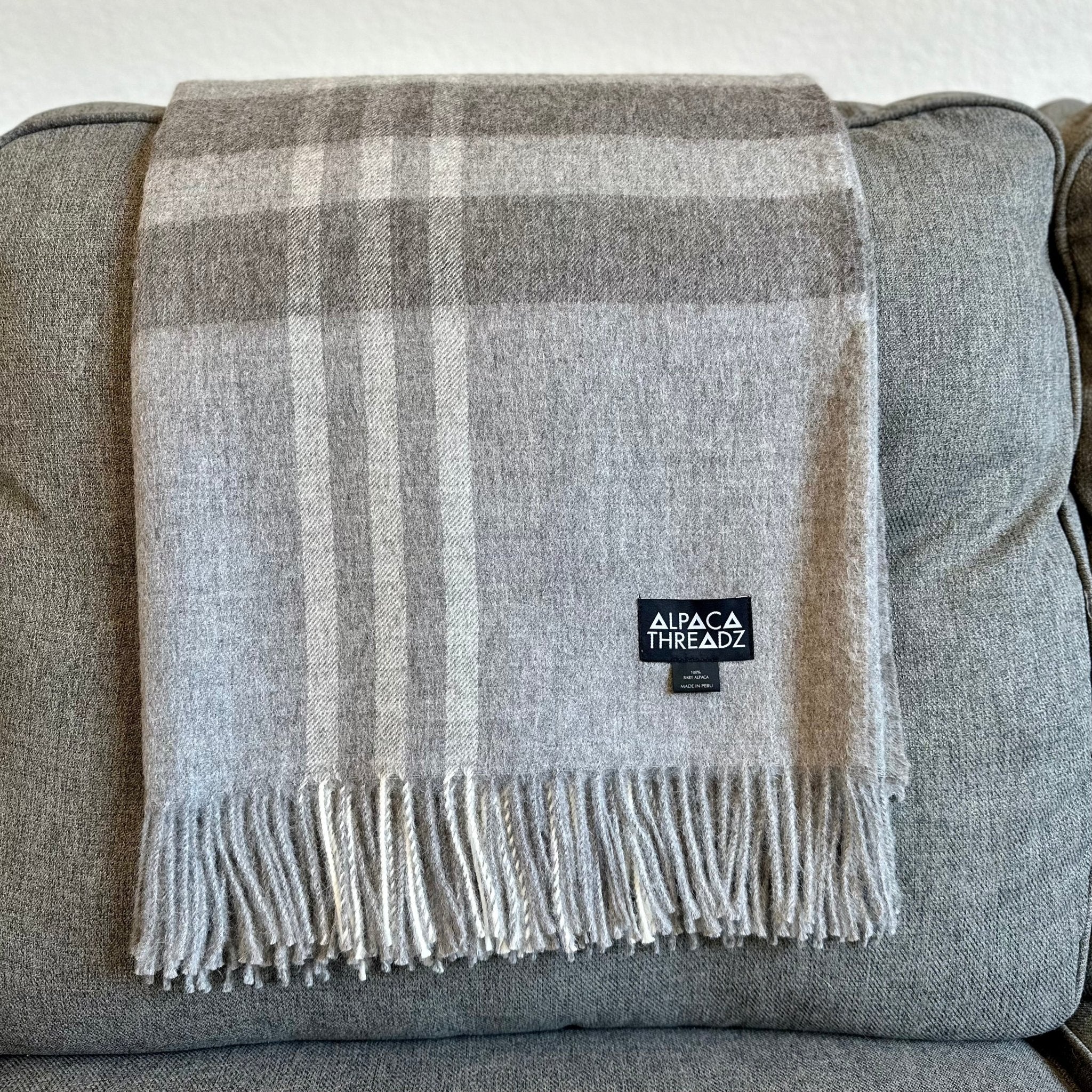 Royal Baby Alpaca Wool Checkered Throw Blanket - Che Cose Belle