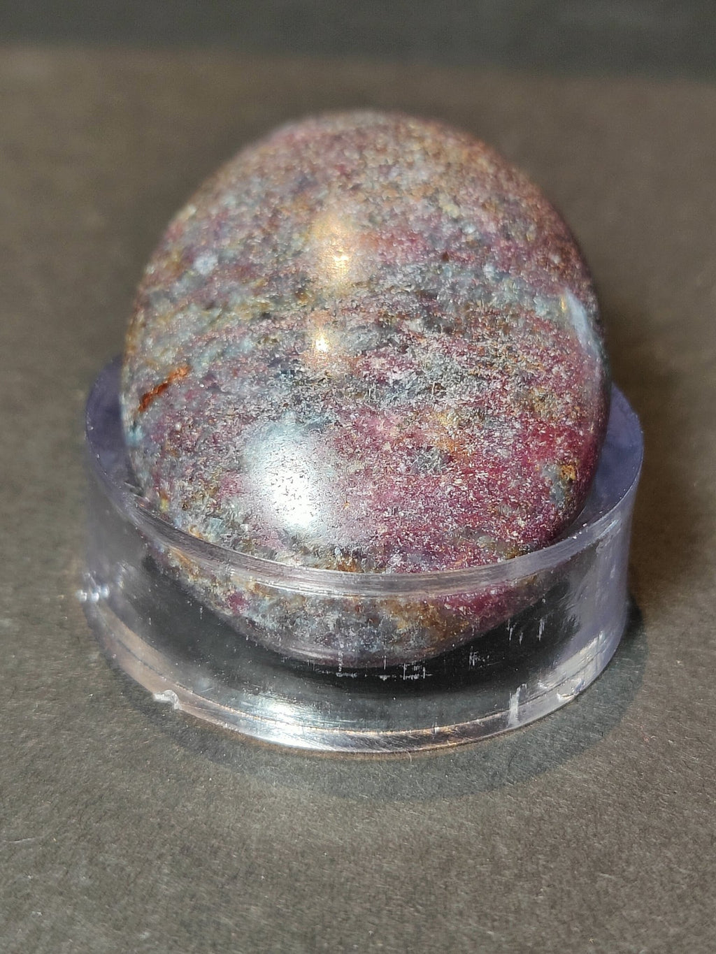 Ruby Kyanite Polished Spheres & Palmstones - Che Cose Belle