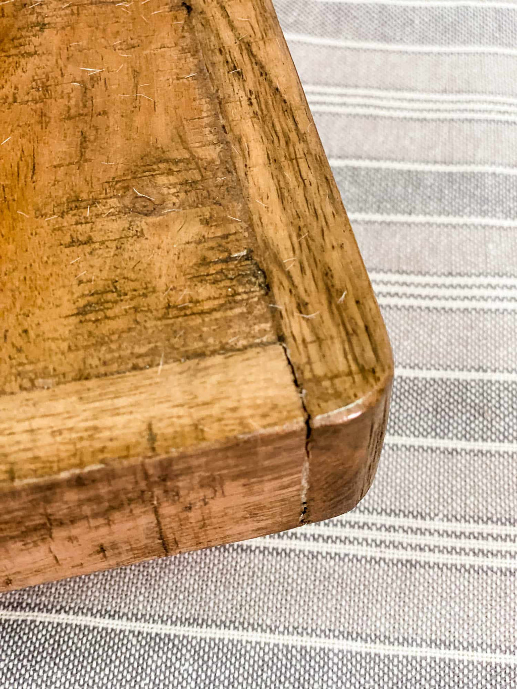 Rustic Wood Display Riser with Hairpin Legs - Che Cose Belle