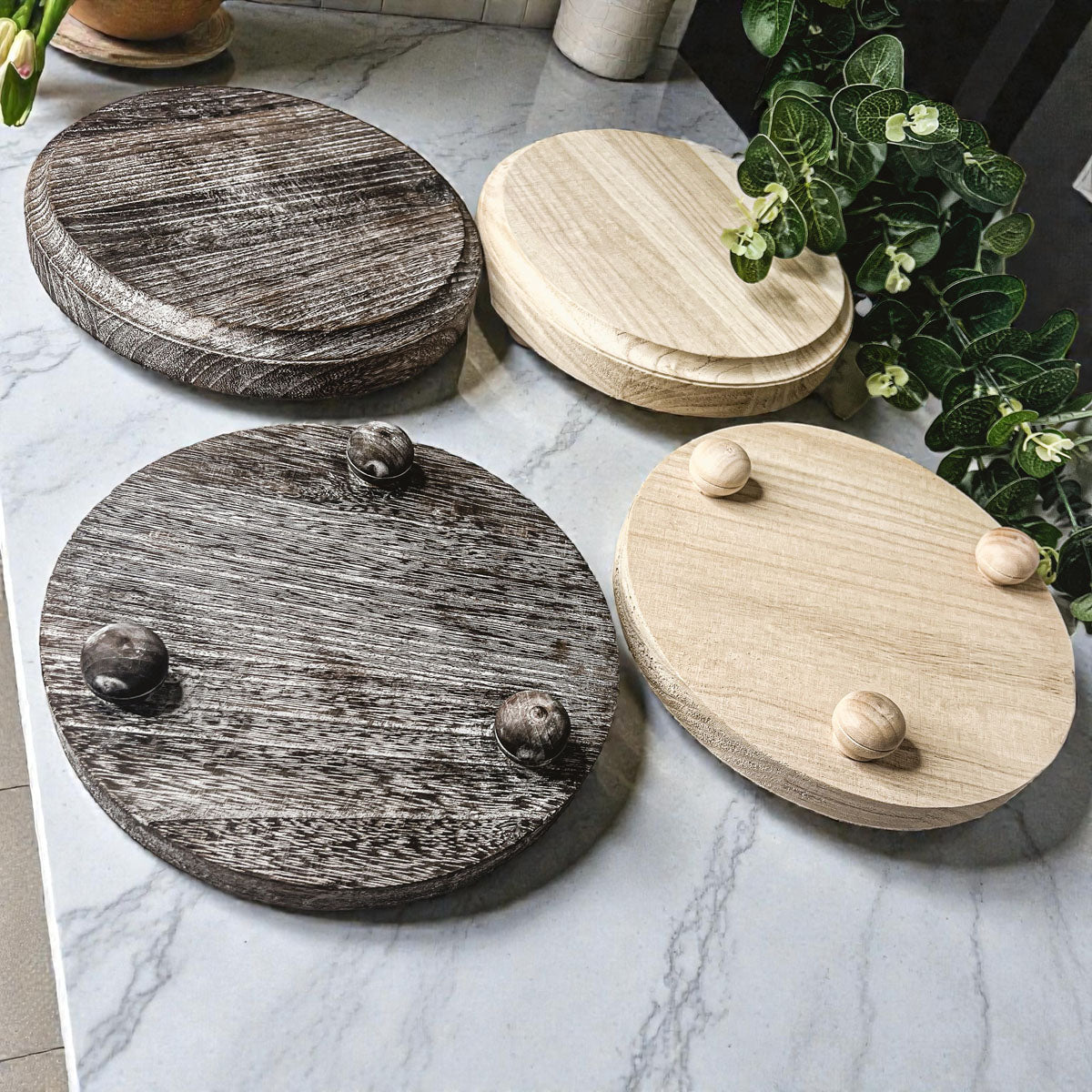 Rustic Wood Stand - Che Cose Belle