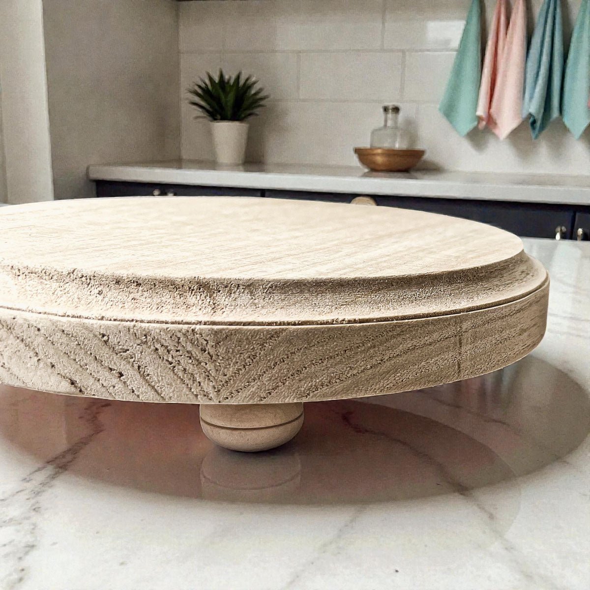 Rustic Wood Stand - Che Cose Belle