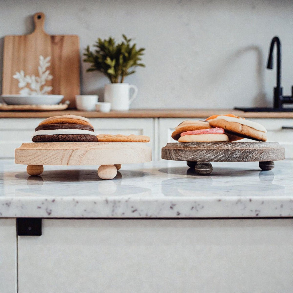 Rustic Wood Stand - Che Cose Belle