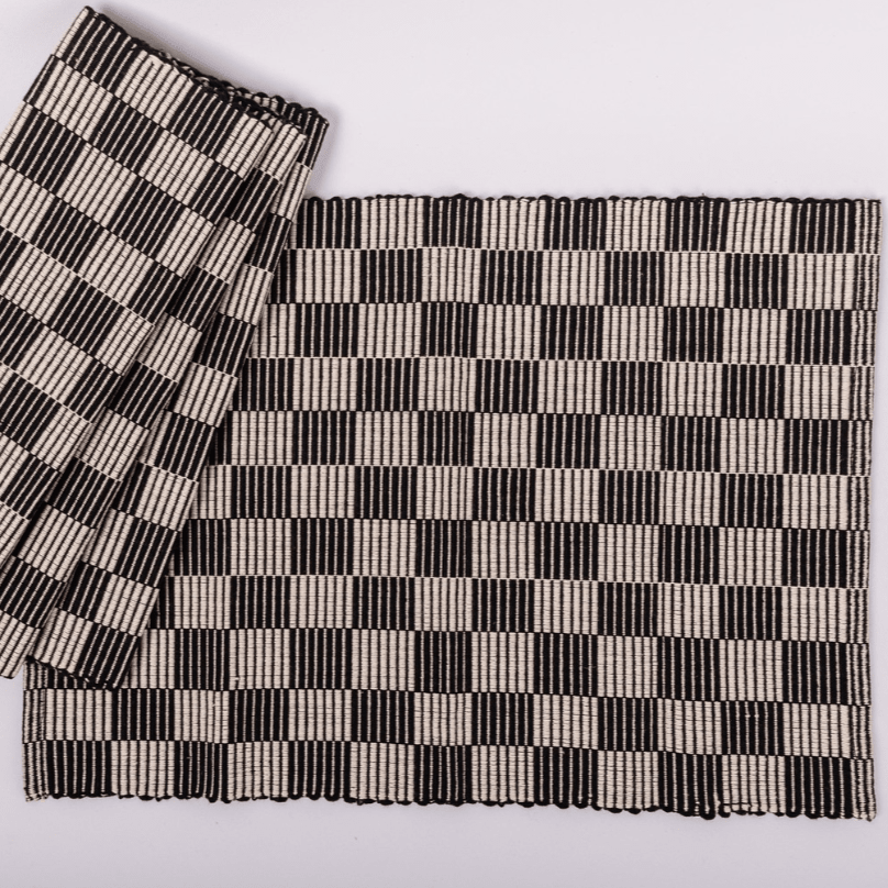 S/4 Handloomed Checkered Placemats - Black - Che Cose Belle