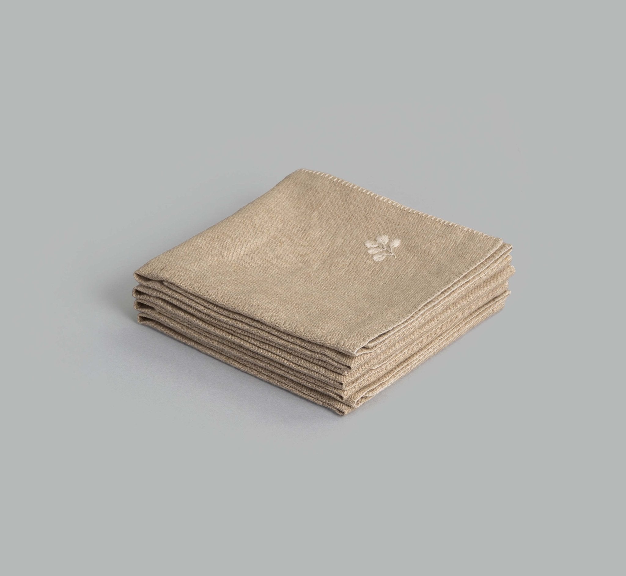 S/4 Linen Hand Embroidered Napkins - Che Cose Belle