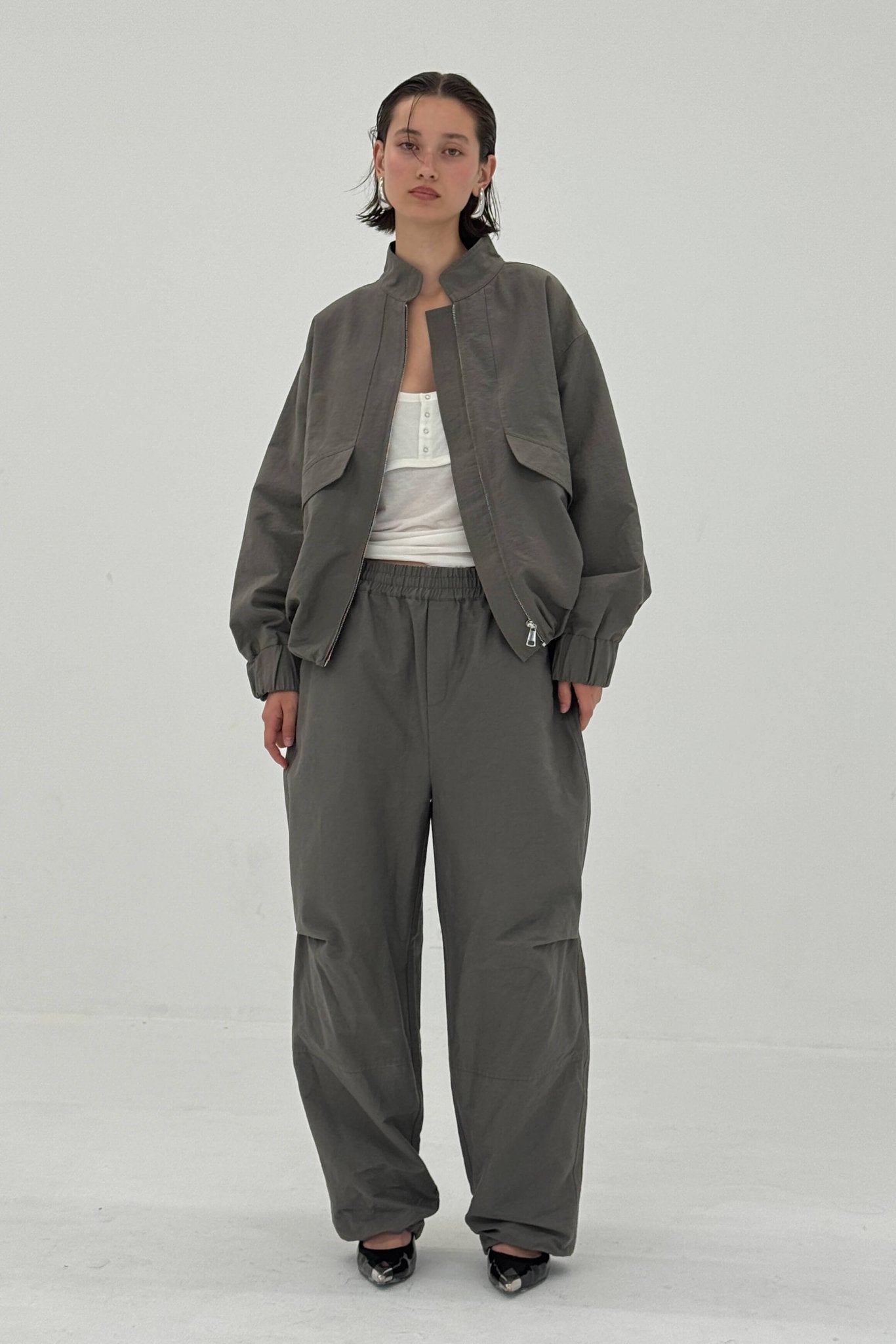 SABLE PANT IN CHARCOAL - Che Cose Belle