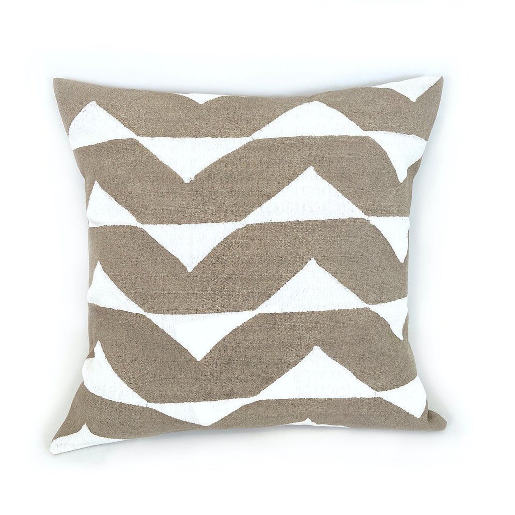 Sadza Triangles Pillow Cover - Savanna Beige - Che Cose Belle