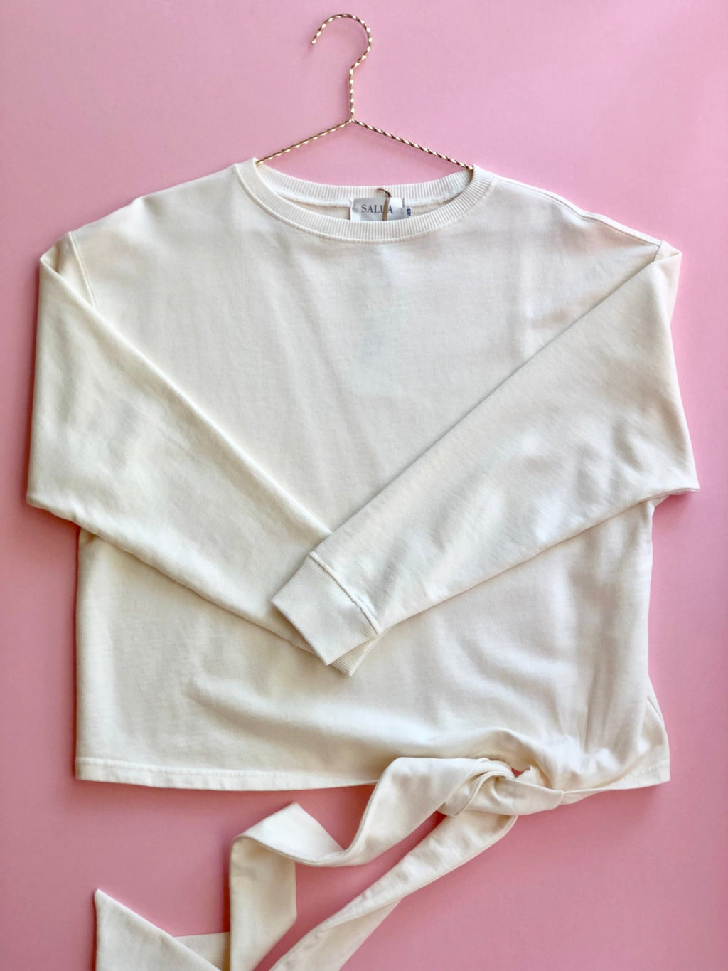 SALUA Side Tie Pullover - Che Cose Belle