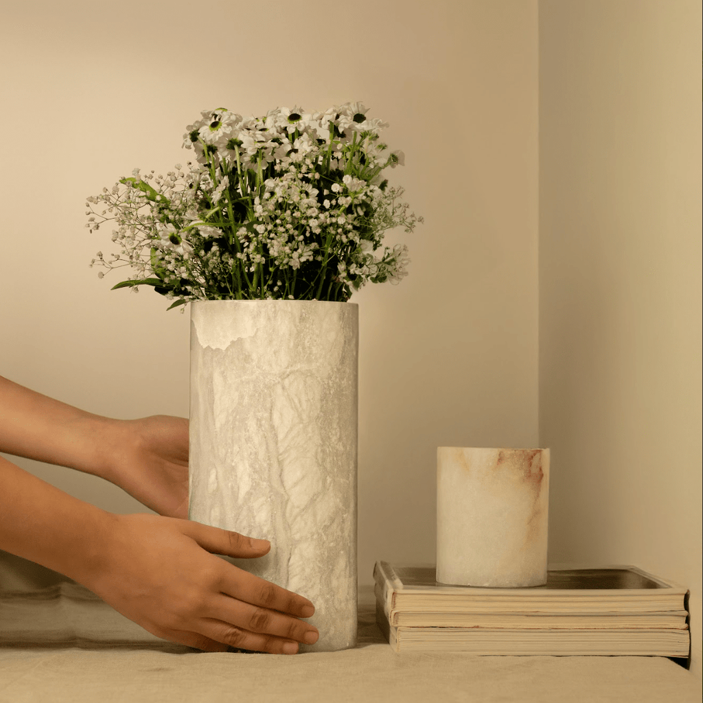 Santo Alabaster Tall Vase - Che Cose Belle