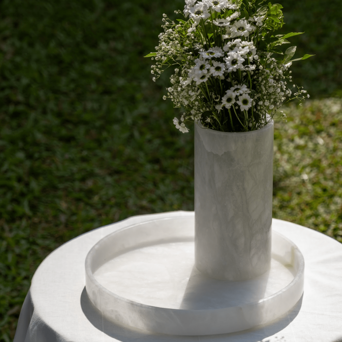 Santo Alabaster Tall Vase - Che Cose Belle
