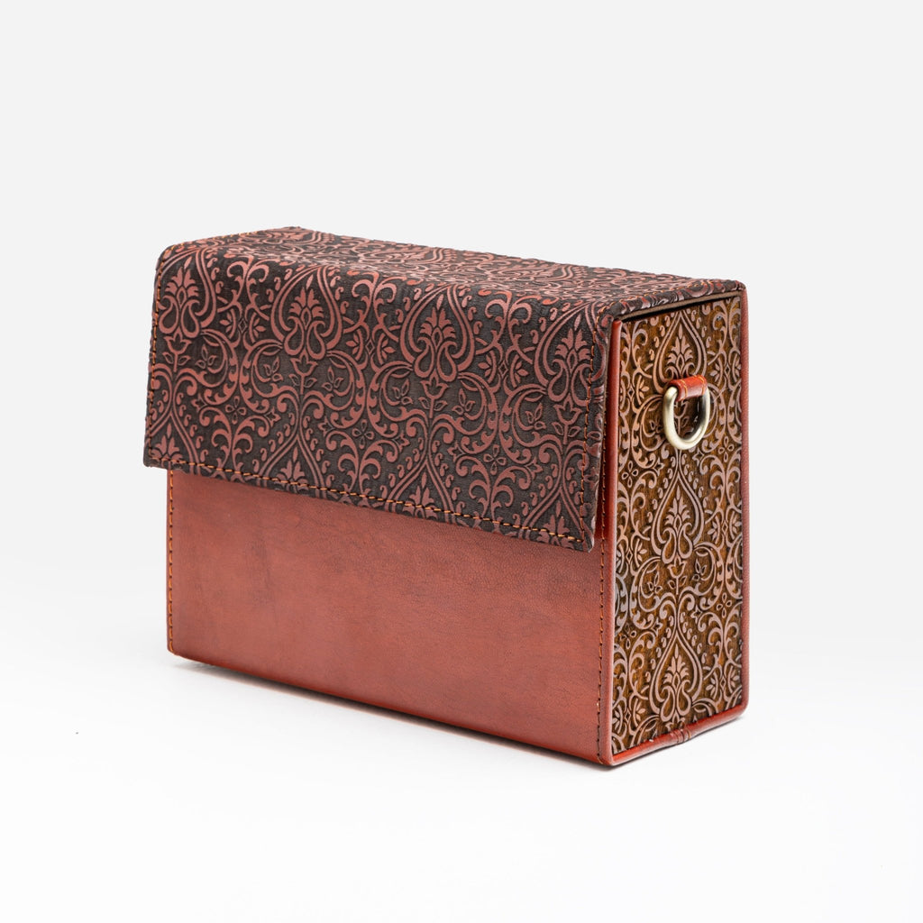 Sapphire Soirée Crossbody Bag - Che Cose Belle