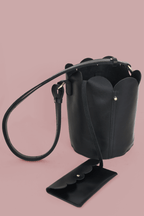 Scalloped Bucket Bag - Che Cose Belle