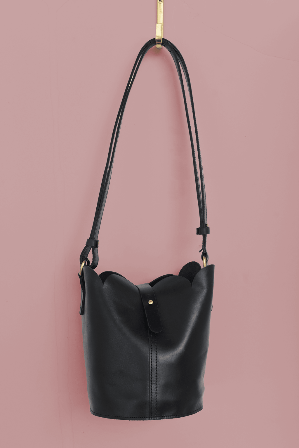 Scalloped Bucket Bag - Che Cose Belle