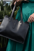 Scalloped Large Leather Handbag - Che Cose Belle