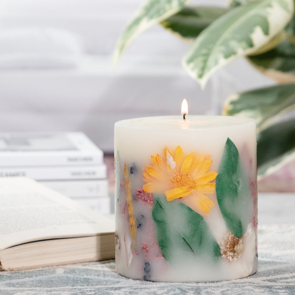 Secrets of Spring Botanical Pillar Candle - Che Cose Belle