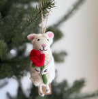 Sheep Holding Rose Ornament - Che Cose Belle