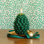 Signature Sculpted Pinecone Candle - Forest - Che Cose Belle