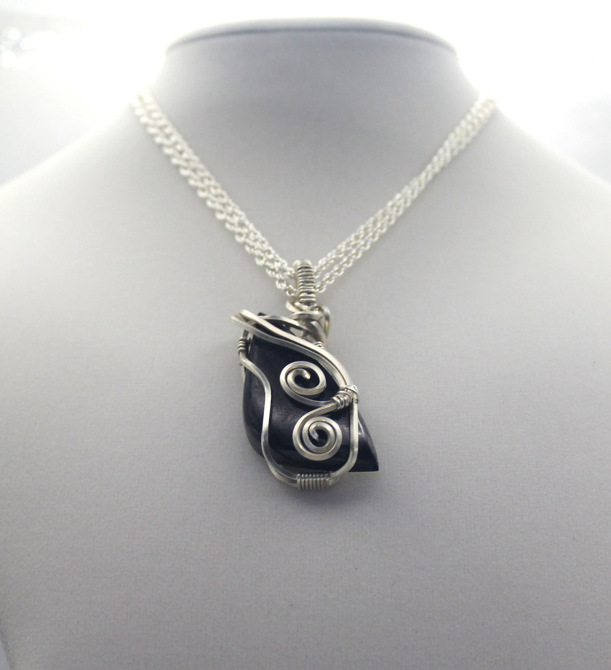 Silver .999 Fine Purpurite Handmade Pendant Necklace –Hand-Wrapped Artisan Pendant for Clarity & Expression - Che Cose Belle