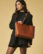 Simona (cognac) - Italian calf leather women's shoulder bag - Che Cose Belle
