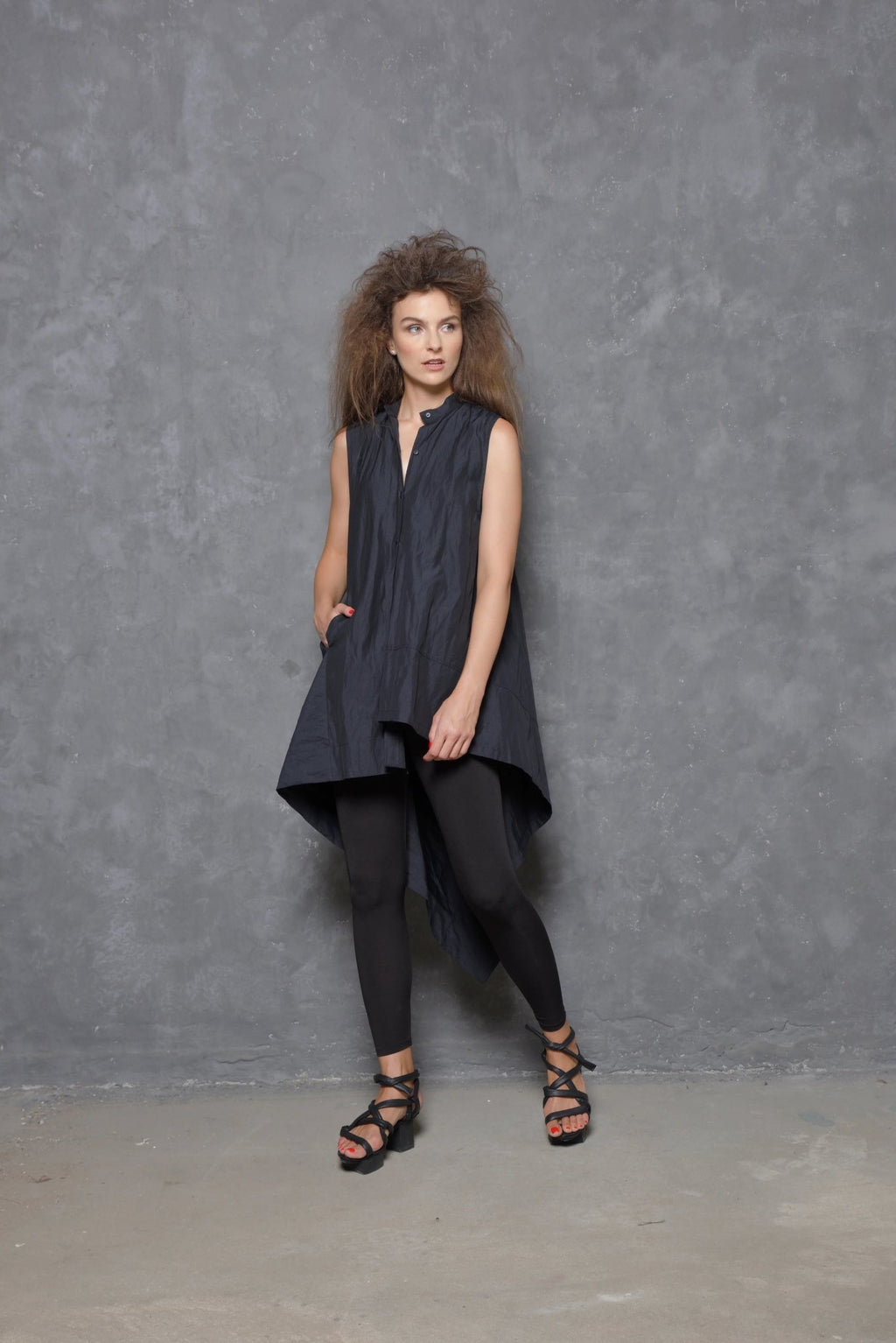 Sleeveless Asymmetrical Tunic Shirt - Che Cose Belle